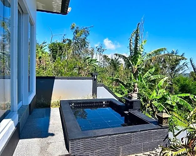 Cosmic Nature Villa. Guest house